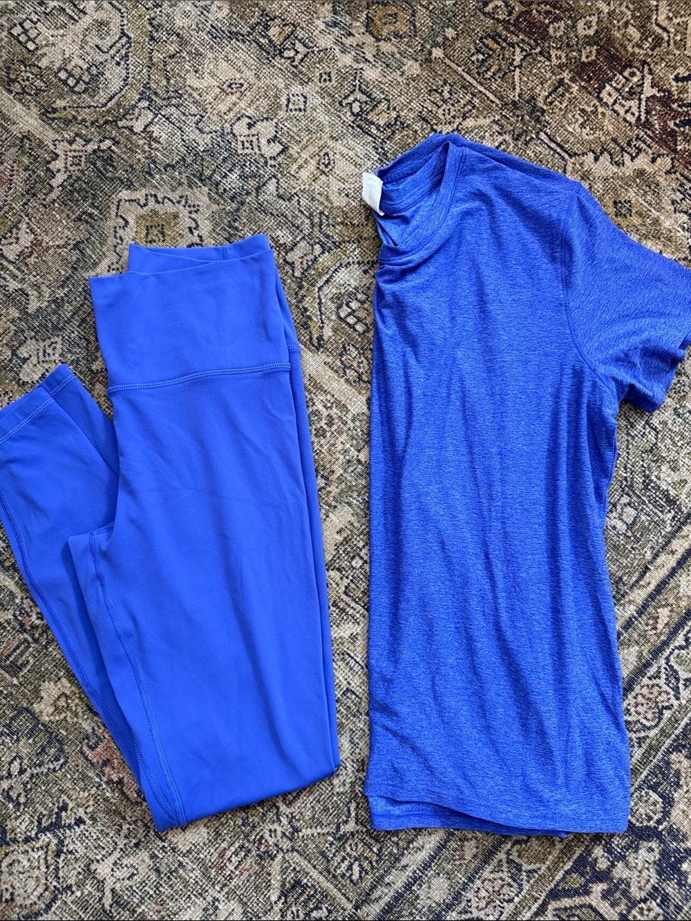 Bold Cobalt Active Set - Top & Leggings